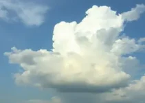 céu parcialmente limpo em Toledo