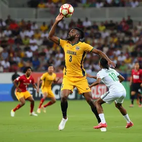 Umuarama estreia com vitórias no Paranaense de Handebol